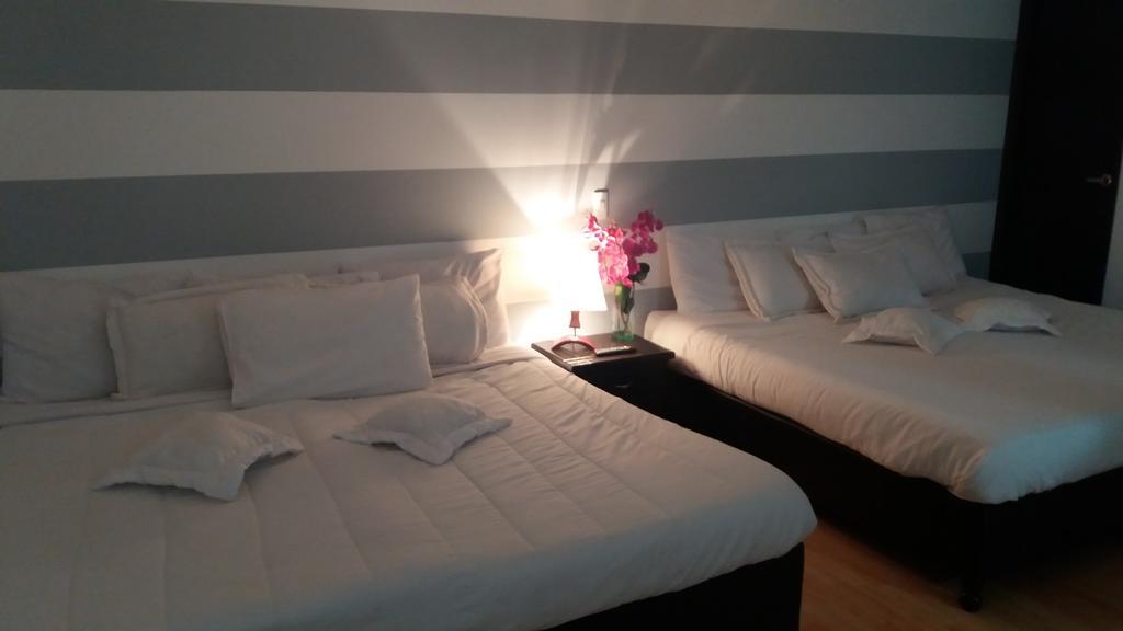 Hotel Santiago Plaza Богота Экстерьер фото